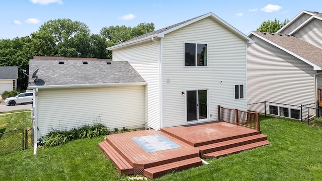 3605 Village Run Dr, Des Moines, IA 50317 - back of property with a deck and a shingled roof