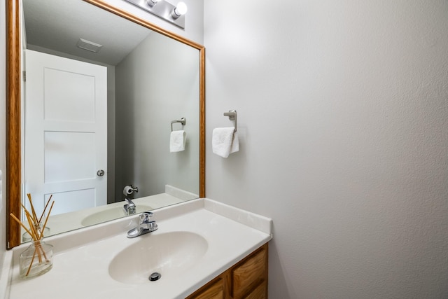 3605 Village Run Dr, Des Moines, IA 50317 - bathroom featuring vanity