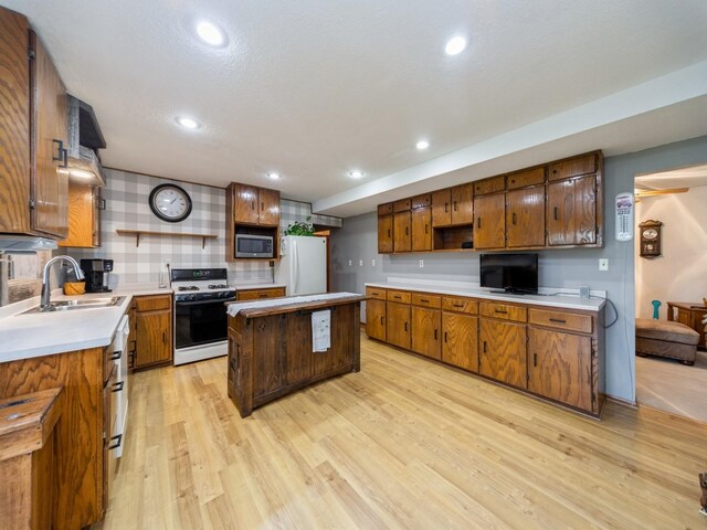 18990 365th St, Earlham, IA 50072 - photo 3
