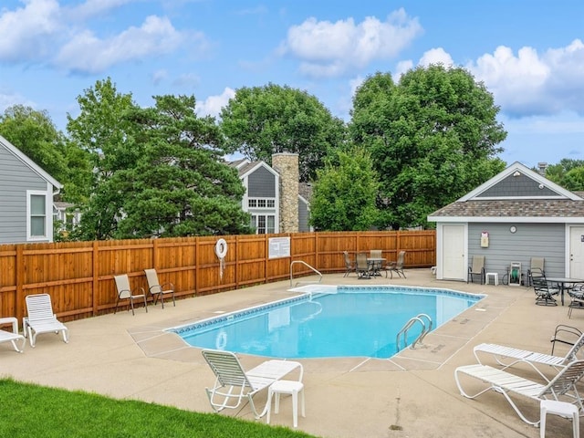 2405 81st Cir, Urbandale, IA 50322 - photo 32