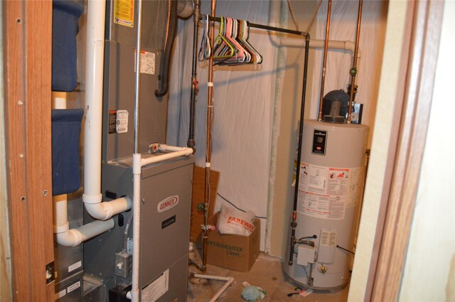 104 Walnut Dr NW, Bondurant, IA 50035 - utilities featuring water heater and heating unit