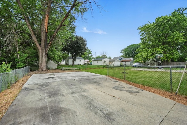 423 E Hillside Ave, Des Moines, IA 50315 - photo 23