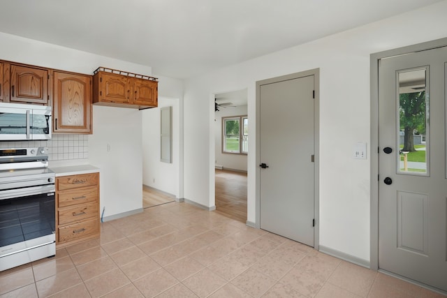 423 E Hillside Ave, Des Moines, IA 50315 - photo 11