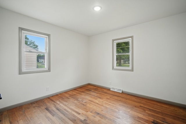 423 E Hillside Ave, Des Moines, IA 50315 - photo 17