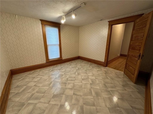 323 W Jefferson St, Winterset, IA 50273 - photo 23