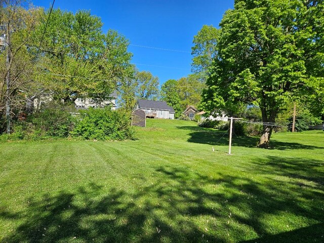 205 Amy Ln, Mount Ayr, IA 50854 - view of grassy yard
