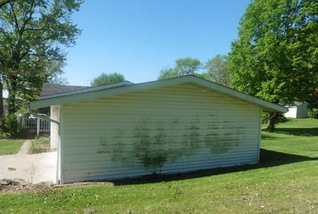 205 Amy Ln, Mount Ayr, IA 50854 - view of property exterior featuring a yard