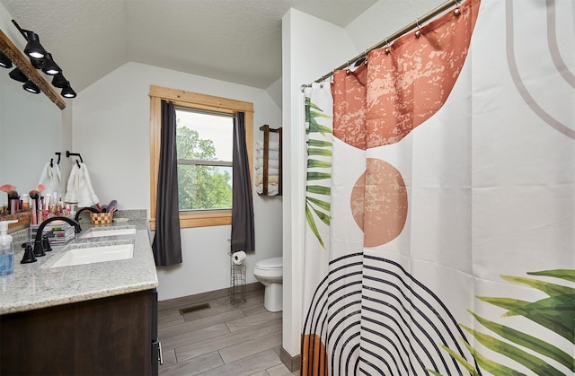 7708 Virginia St, New Virginia, IA 50210