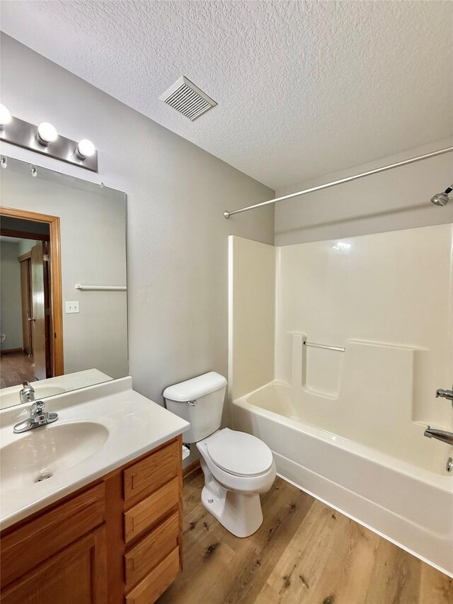 1590 Nine Iron Dr, West Des Moines, IA 50266 - photo 17