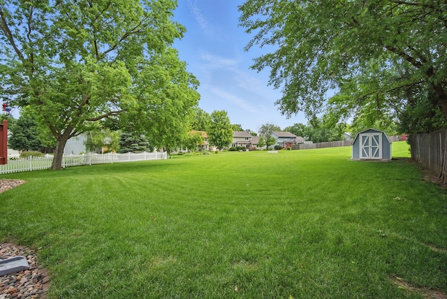 4623 62nd St, Urbandale, IA 50322 - fenced backyard with a storage shed