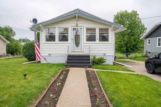 201 E 13th St N, Newton, IA 50208 - photo 1