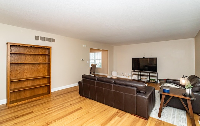 2732 Northridge Ln, Ames, IA 50010 - living area featuring light wood-style flooring and baseboards