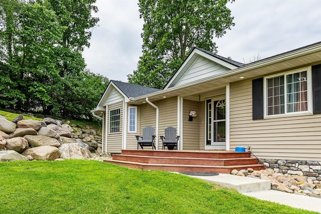 2626 SE 72nd St, Runnells, IA 50237 - view of front of property featuring a front lawn, a porch, and roof with shingles