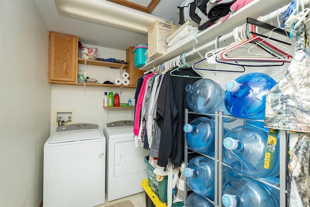 2626 SE 72nd St, Runnells, IA 50237 - washroom featuring independent washer and dryer