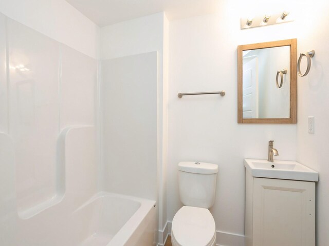 1010 Frederick Ave, Des Moines, IA 50315 - bathroom featuring vanity and shower / tub combination
