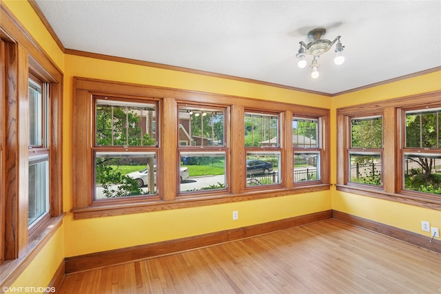 3320 SW 12th St, Des Moines, IA 50315 - view of unfurnished sunroom