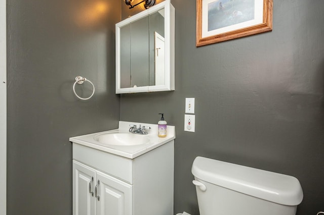 4012 79th St, Urbandale, IA 50322 - bathroom with toilet and vanity