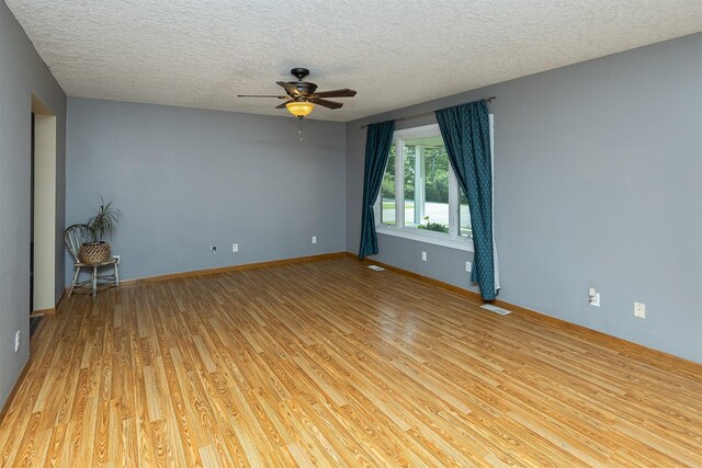 555 NE Maple Ave, Earlham, IA 50072 - photo 13