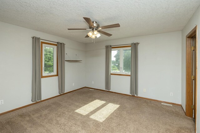 555 NE Maple Ave, Earlham, IA 50072 - photo 23