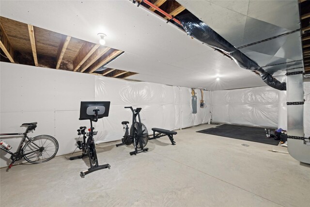 10525 Powell Ave, Johnston, IA 50131 - view of workout area