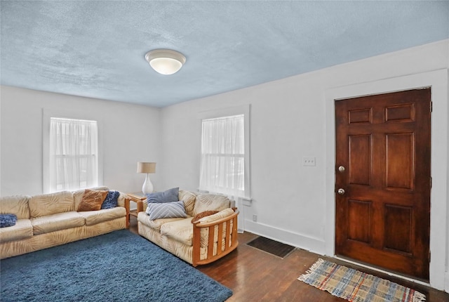 1242 Mckinley Ave, Des Moines, IA 50315