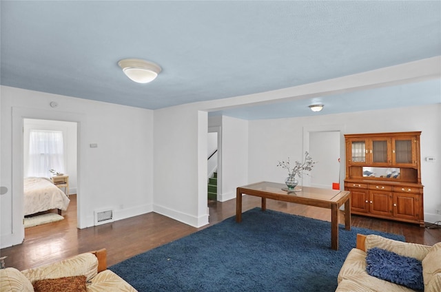 1242 Mckinley Ave, Des Moines, IA 50315