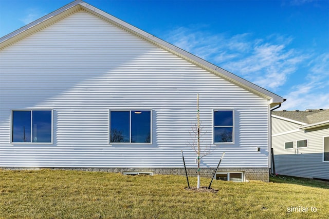 735 Linden St, Carlisle, IA 50047 - view of side of home with a yard