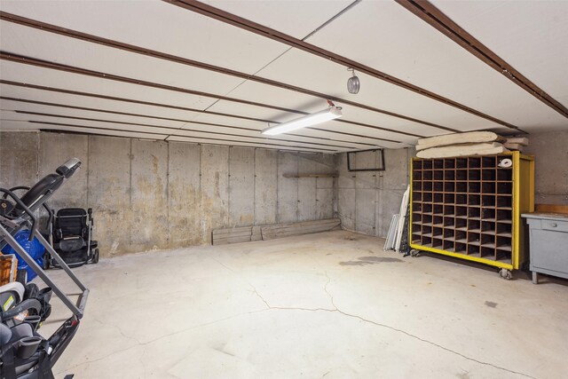 3185 Harbor Ave, Newton, IA 50208 - photo 23