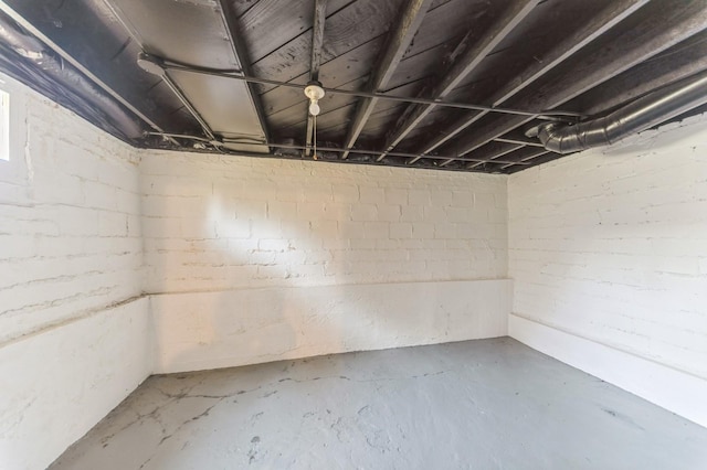 620 48th St, Des Moines, IA 50312 - view of unfinished basement