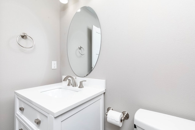 5477 S Prairie View Dr, West Des Moines, IA 50266 - half bath featuring vanity and toilet