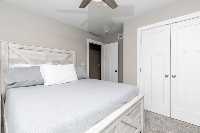 5477 S Prairie View Dr, West Des Moines, IA 50266 - bedroom featuring carpet flooring, a closet, and a ceiling fan