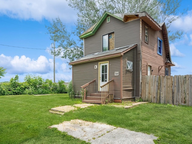 1657 Walker St, Des Moines, IA 50316 - back of house with entry steps