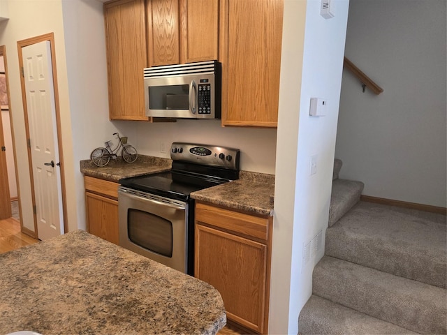 2200 Hart Ave Unit 5, Des Moines, IA 50320 - photo 9