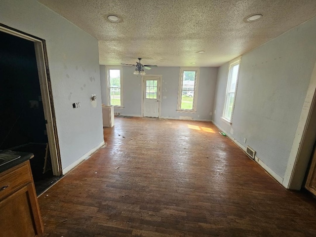 200 E Grace St, Osceola, IA 50213 - photo 2