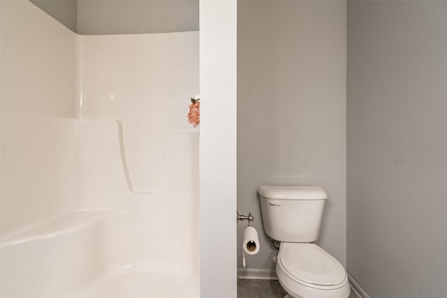 7825 SE 2nd St, Des Moines, IA 50320 - bathroom with a shower and tile patterned floors