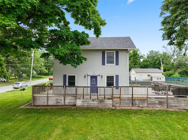 2800 E Douglas Ave, Des Moines, IA 50317 - back of house with a wooden deck and roof with shingles