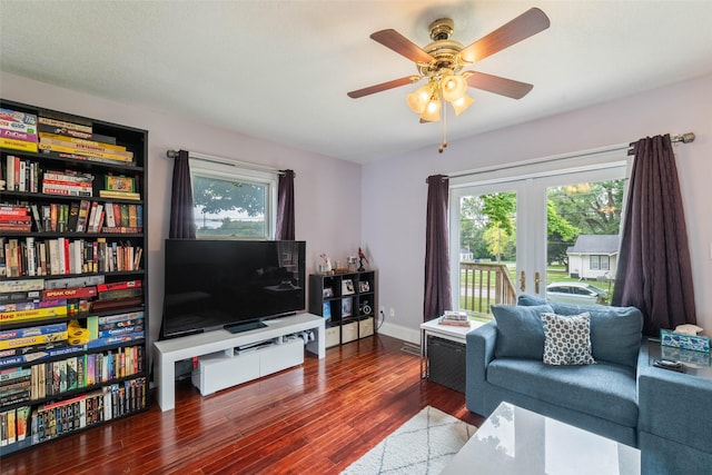 2800 E Douglas Ave, Des Moines, IA 50317 - living room featuring wood finished floors and ceiling fan