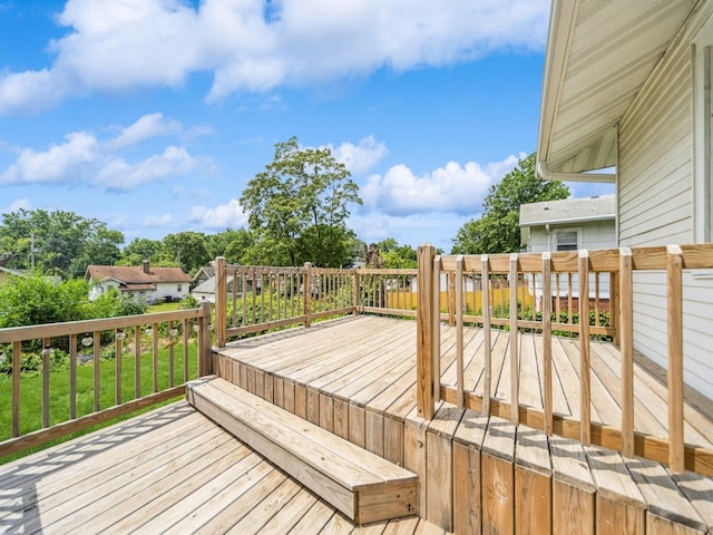 3324 Rollins Ave, Des Moines, IA 50312 - view of deck