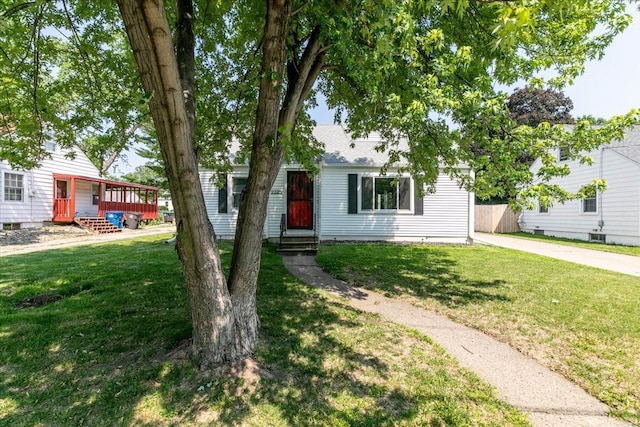 2325 61st St, Des Moines, IA 50322 - view of front of house featuring entry steps and a front yard