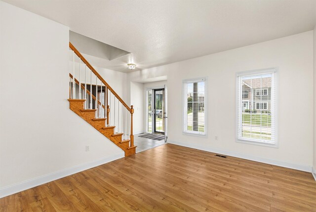 8004 Wilden Dr, Urbandale, IA 50322 - photo 9