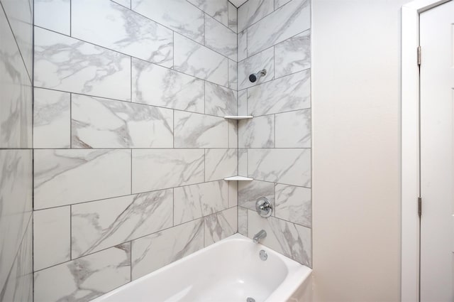 1332 E Sheridan Ave, Des Moines, IA 50316 - full bathroom featuring bathtub / shower combination