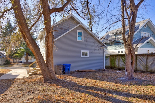 1332 E Sheridan Ave, Des Moines, IA 50316 - view of home's exterior