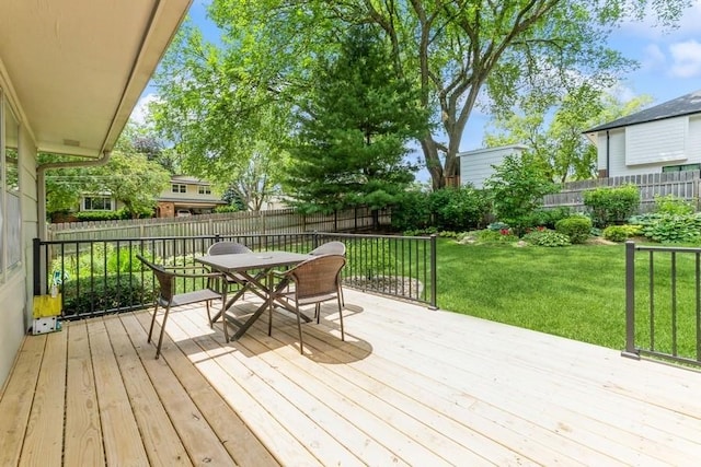 520 34th Pl, West Des Moines, IA 50265 - wooden terrace with a fenced backyard and outdoor dining space
