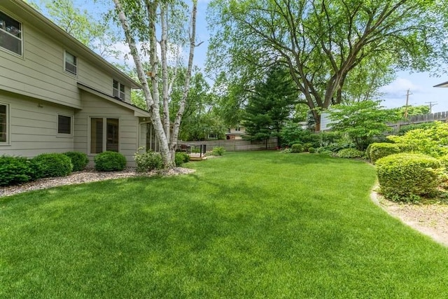 520 34th Pl, West Des Moines, IA 50265 - view of yard