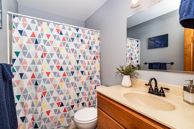 1621 Carroll Ave, Ames, IA 50010 - bathroom with vanity and curtained shower