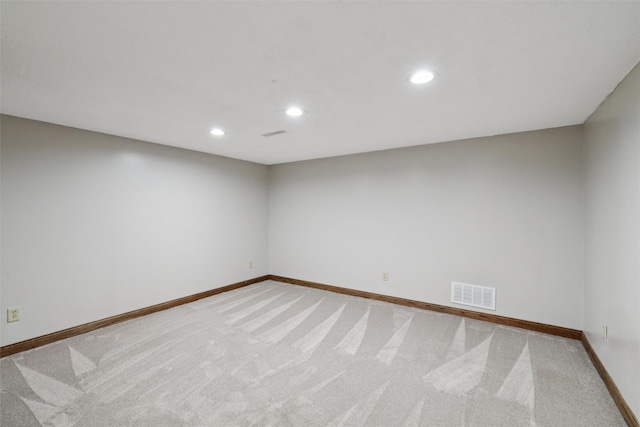 506 2nd Ave SW, Altoona, IA 50009 - unfurnished room with recessed lighting and light colored carpet