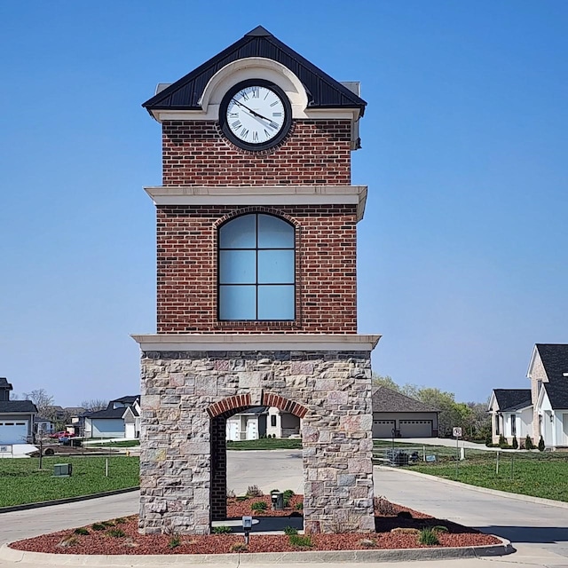 4617 Centennial Blvd, Urbandale, IA 50323 - view of building exterior with driveway