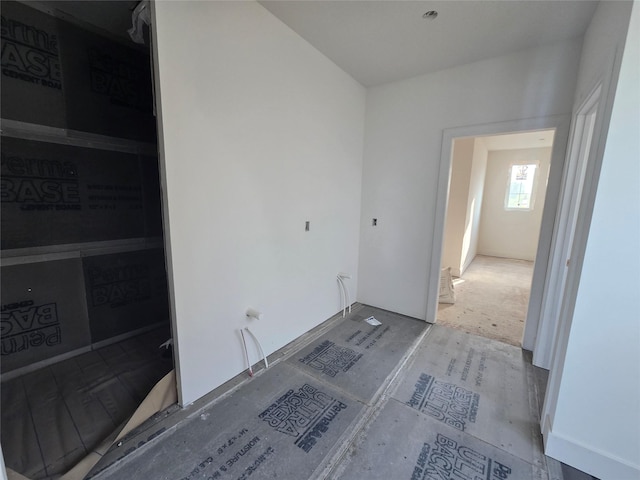 4617 Centennial Blvd, Urbandale, IA 50323 - view of empty room