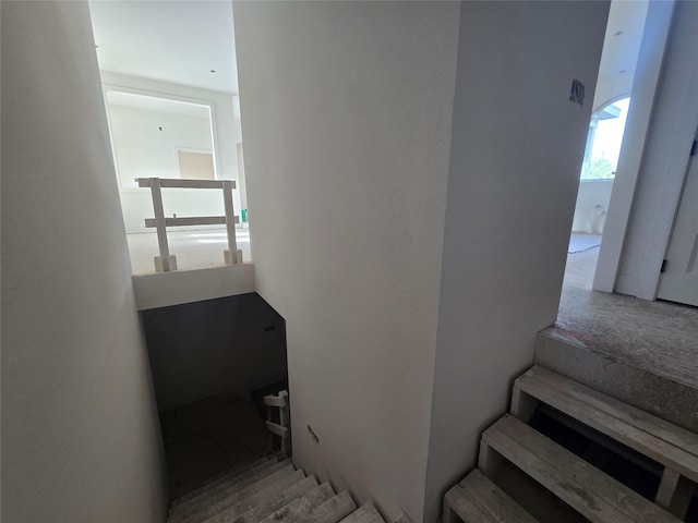 4617 Centennial Blvd, Urbandale, IA 50323 - view of staircase