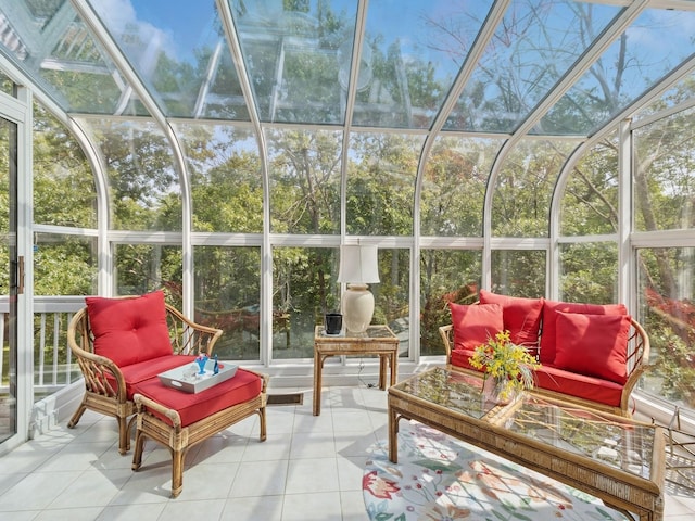 501 S 33rd St, West Des Moines, IA 50265 - view of sunroom / solarium